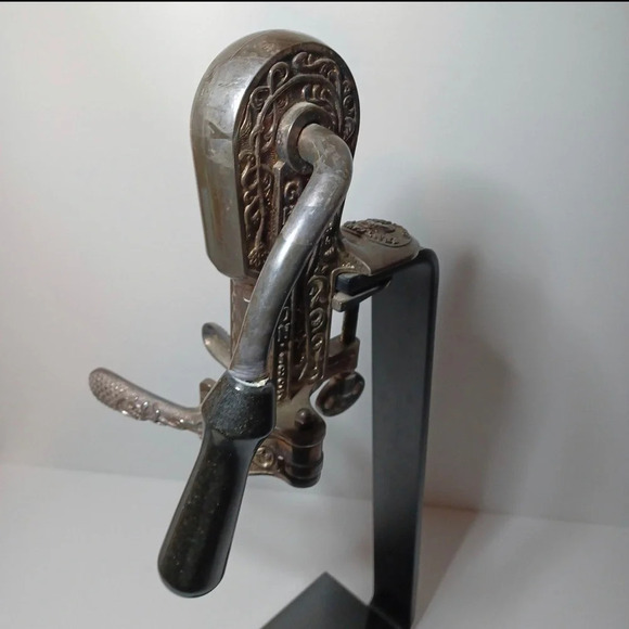 Rogar Champion Centenial Table Top Wine Bottle Opener w/ Marble Stand Corkscrew - Picture 11 of 12